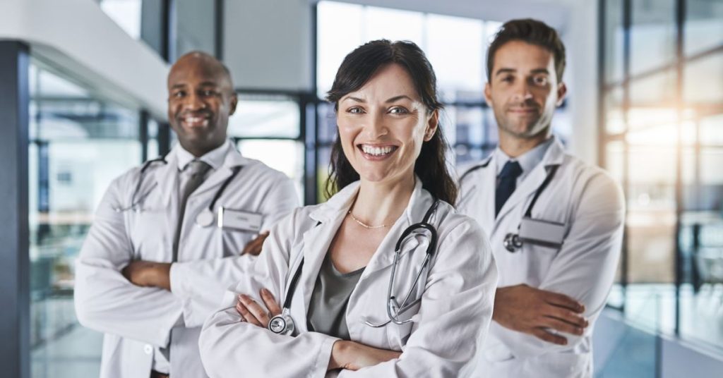 Especialidades médicas reconhecidas no Brasil: caminhos para se especializar